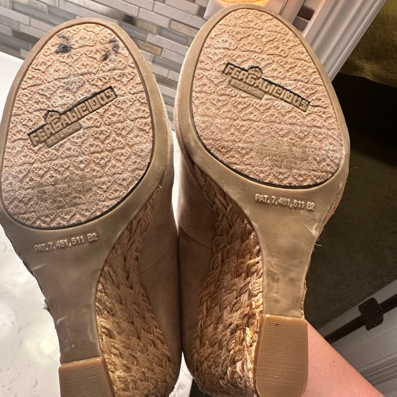 Fergie wedges! - Picture 4 of 4